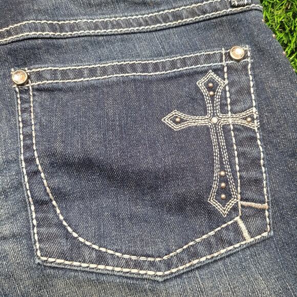 Y2K Wrangler Rock 47 Shorts Low Rise Shorts Womens 2 (Tag Junior 5) Embellished - Picture 6 of 8